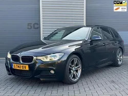 Zwart Gebruikt 2016 BMW 330 M Sport Stationwagen | € 13.950