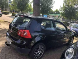 Gebruikt 2005 VW Golf IV Comfortline Sedan | € 1.200 (Eerlijke prijs)