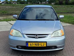 Grijs Gebruikt 2003 Honda Civic LS Coupé | € 2.500 (Eerlijke prijs)