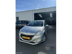 Grijs Gebruikt 2012 Peugeot 208 Hatchback | € 4.750 (Eerlijke prijs)