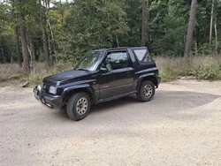 Zwart Gebruikt 1994 Suzuki Vitara SUV | € 2.750