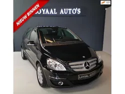 Zwart, metallic lak Gebruikt 2011 Mercedes B160 Business MPV | € 4.999 (Goede deal)