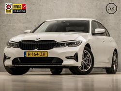 Wit Gebruikt 2020 BMW 330e Sport Line Sedan | € 23.445 (Eerlijke prijs)