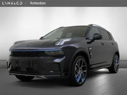 Zwart Gebruikt 2022 Lynk & Co 01 SUV | € 27.935 (Iets duurder)