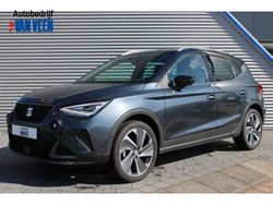Grijs Gebruikt 2024 Seat Arona FR SUV | € 25.690 (Eerlijke prijs)