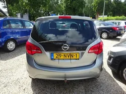 Grijs Gebruikt 2010 Opel Meriva Cosmo MPV | € 3.995 (Eerlijke prijs)