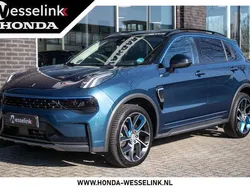 Blauw, metallic lak Gebruikt 2022 Lynk & Co 01 SUV | € 25.950 (Eerlijke prijs)