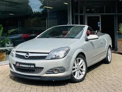 Grijs Gebruikt 2007 Opel Astra Cabriolet Cosmo Cabriolet | € 4.299 (Iets duurder)