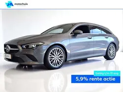 Grijs, metallic lak Gebruikt 2023 Mercedes CLA200 Shooting Brake Luxury Stationwagen | € 32.930