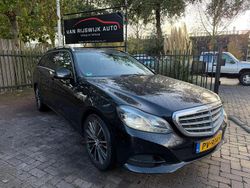 Zwart Gebruikt 2014 Mercedes E200 Ambition Stationwagen | € 6.851