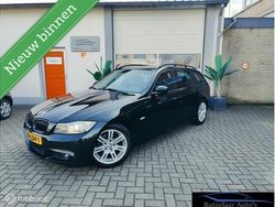 Zwart Gebruikt 2010 BMW 318 M Sport Stationwagen | € 5.750 (Eerlijke prijs)