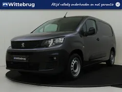Grijs Gebruikt 2023 Peugeot Partner S MPV | € 16.625 (Iets duurder)