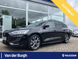 Zwart Gebruikt 2023 Ford Focus ST-Line Stationwagen | € 25.990 (Eerlijke prijs)