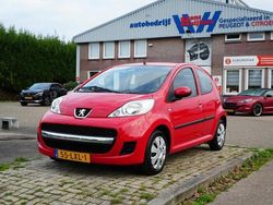 Rood Gebruikt 2010 Peugeot 107 Hatchback | € 4.250 (Iets duurder)