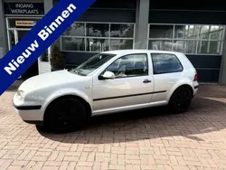 Grijs Gebruikt 2000 VW Golf IV Trendline Hatchback | € 1.250 (Goede deal)