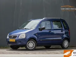 Blauw Gebruikt 2002 Suzuki Wagon R GLS Hatchback | € 1.250 (Eerlijke prijs)