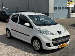 Wit Gebruikt 2010 Peugeot 107 Hatchback | € 2.990 (Eerlijke prijs)