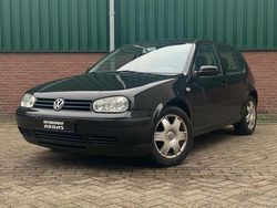 Zwart Gebruikt 2002 VW Golf IV Trendline Hatchback | € 1.750 (Eerlijke prijs)