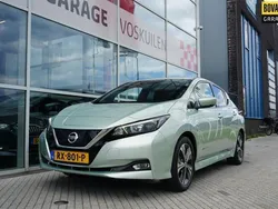 Grijs, metallic lak Gebruikt 2018 Nissan Leaf Hatchback | € 14.950 (Duur)