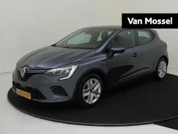 Grijs Gebruikt 2021 Renault Clio V Zen Hatchback | € 13.935 (Goede deal)