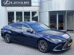 Blauw Gebruikt 2024 Lexus ES300 Business Edition Sedan | € 47.400 (Super prijs)