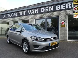 Grijs, metallic lak Gebruikt 2014 VW Golf Sportsvan Comfortline MPV | € 11.950 (Goede deal)