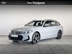 Grijs Gebruikt 2024 BMW 330e M Sport Stationwagen | € 48.795