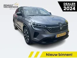 Twotone gris schiste / noir é Gebruikt 2023 Renault Austral Techno SUV | € 31.995 (Super prijs)