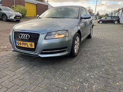 Grijs Gebruikt 2011 Audi A3 Attraction Hatchback | € 4.450 (Super prijs)