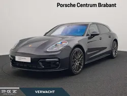 Vulkaangrijs metallic Gebruikt 2024 Porsche Panamera 4 Platinum Edition Sedan | € 119.750 (Iets duurder)