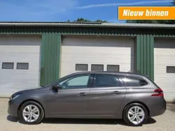 Grijs Gebruikt 2017 Peugeot 308 Allure Hatchback | € 7.450 (Super prijs)