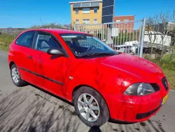 Rood Gebruikt 2002 Seat Ibiza Stella Hatchback | € 650 (Eerlijke prijs)