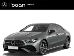 Grijs, metallic lak Nieuw 2025 Mercedes CLA250 Business Sedan | € 54.039
