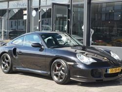 Zwart, metallic lak Gebruikt 2001 Porsche 996 Coupé | € 49.980