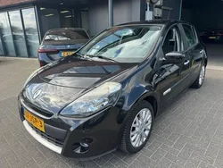 Zwart Gebruikt 2009 Renault Clio II Business Hatchback | € 3.195 (Eerlijke prijs)