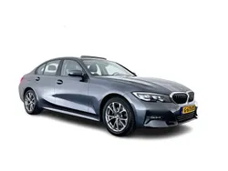 Mineralgrau (grijs metallic) Gebruikt 2020 BMW 320 Executive Sedan | € 20.445 (Goede deal)