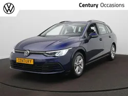 Blauw Gebruikt 2023 VW Golf VIII Life Stationwagen | € 28.900 (Eerlijke prijs)