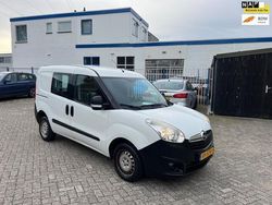 Wit Gebruikt 2014 Opel Combo MPV | € 3.450 (Eerlijke prijs)