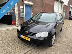 Zwart Gebruikt 2007 VW Golf V Hatchback | € 2.749 (Goede deal)