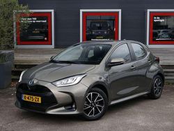 Groen Gebruikt 2021 Toyota Yaris Hybrid Hatchback | € 21.750 (Eerlijke prijs)