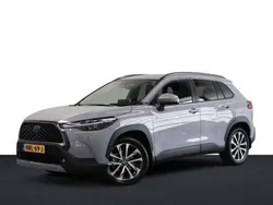 Grijs Gebruikt 2023 Toyota Corolla Cross Style SUV | € 35.950 (Eerlijke prijs)