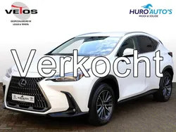 Wit Gebruikt 2024 Lexus NX350h Luxury Line SUV | € 55.900
