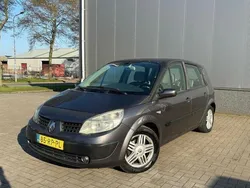 Grijs Gebruikt 2004 Renault Scénic II Expression MPV | € 1.750 (Eerlijke prijs)