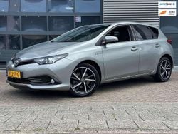 Grijs Gebruikt 2019 Toyota Auris Hybrid Hatchback | € 18.999 (Eerlijke prijs)