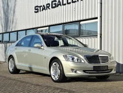 Grijs, metallic lak Gebruikt 2006 Mercedes S600 Sedan | € 29.950