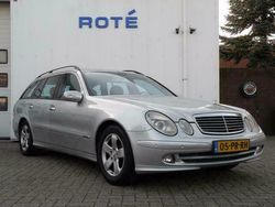 Grijs Gebruikt 2004 Mercedes E220 Avantgarde Stationwagen | € 2.750 (Eerlijke prijs)