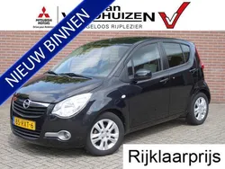 Zwart Gebruikt 2011 Opel Agila Edition Hatchback | € 4.500 (Eerlijke prijs)