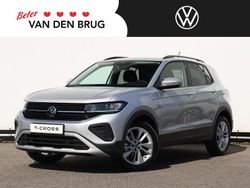 Zilver, metallic lak Nieuw 2025 VW T-Cross Edition SUV | € 32.136 (Eerlijke prijs)