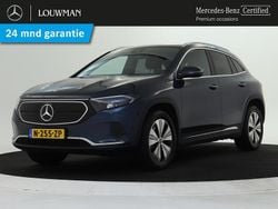 Blauw metallic Gebruikt 2022 Mercedes EQA250 Business SUV | € 28.950 (Goede deal)