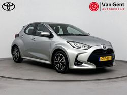 Grijs Gebruikt 2023 Toyota Yaris Hybrid Hatchback | € 21.999 (Eerlijke prijs)